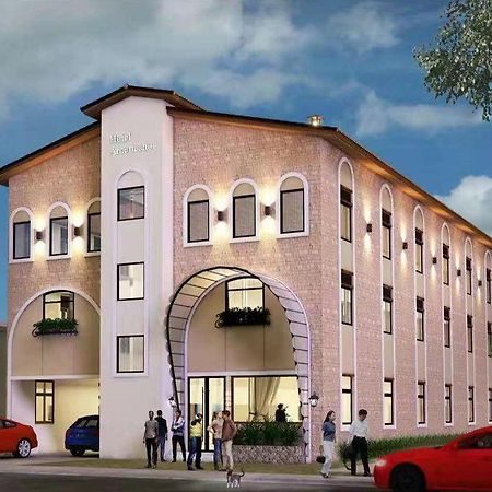 Hotel Americano Гарапан Екстериор снимка
