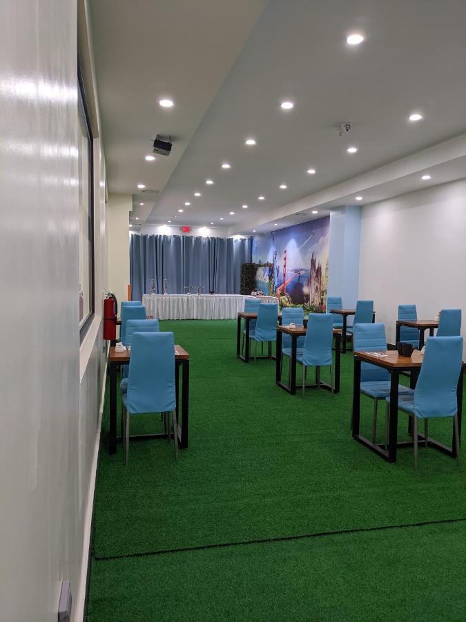Hotel Americano Гарапан Екстериор снимка