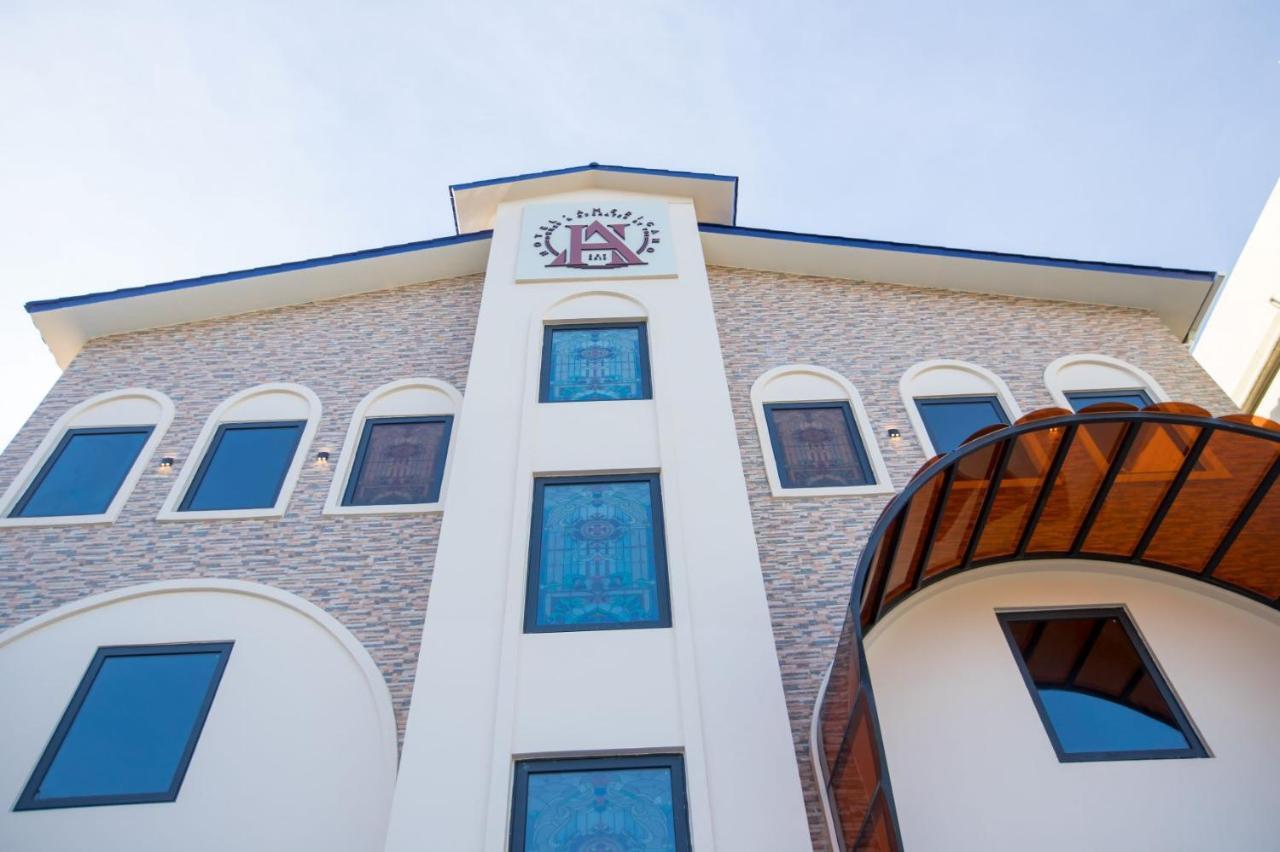 Hotel Americano Гарапан Екстериор снимка