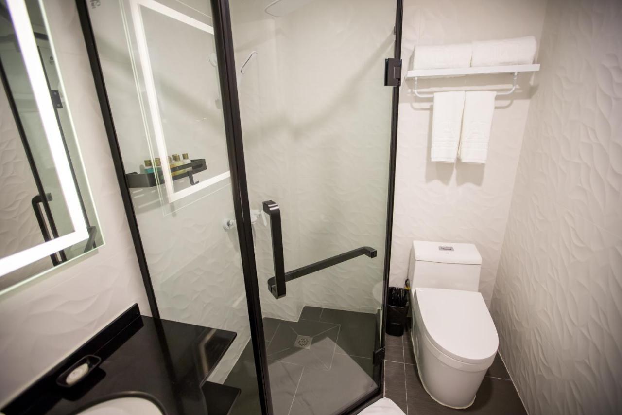 Hotel Americano Гарапан Екстериор снимка
